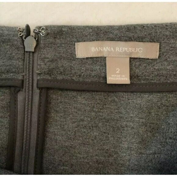 Banana Republic Mini Skirt Size 2 Gray Casual Workwear Stretch Full Swing Ruffle - Picture 9 of 10